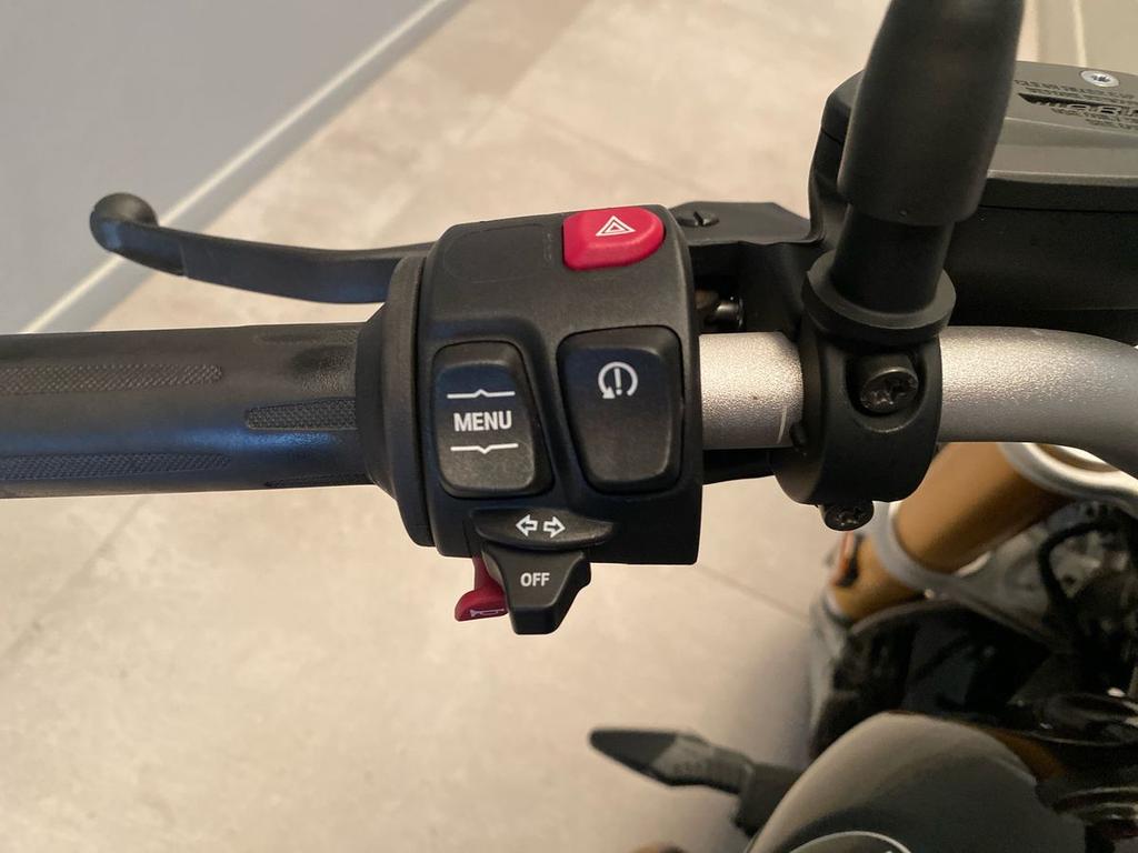 R 1200