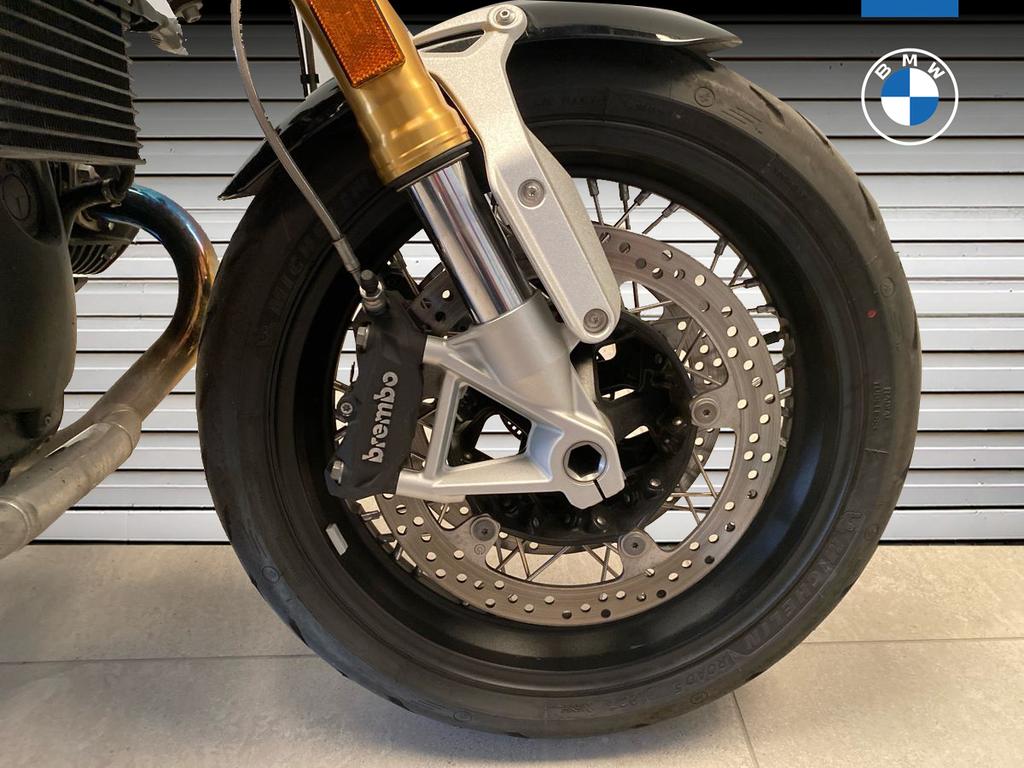 R 1200