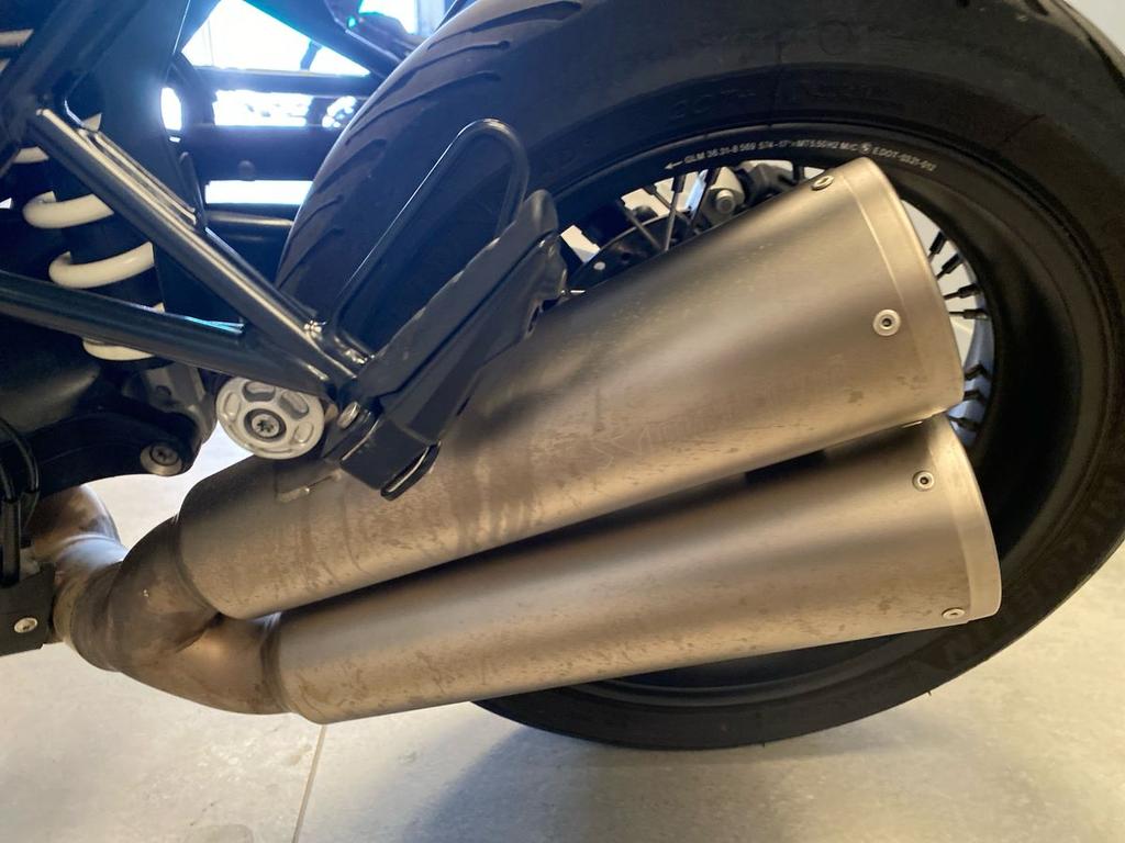R 1200