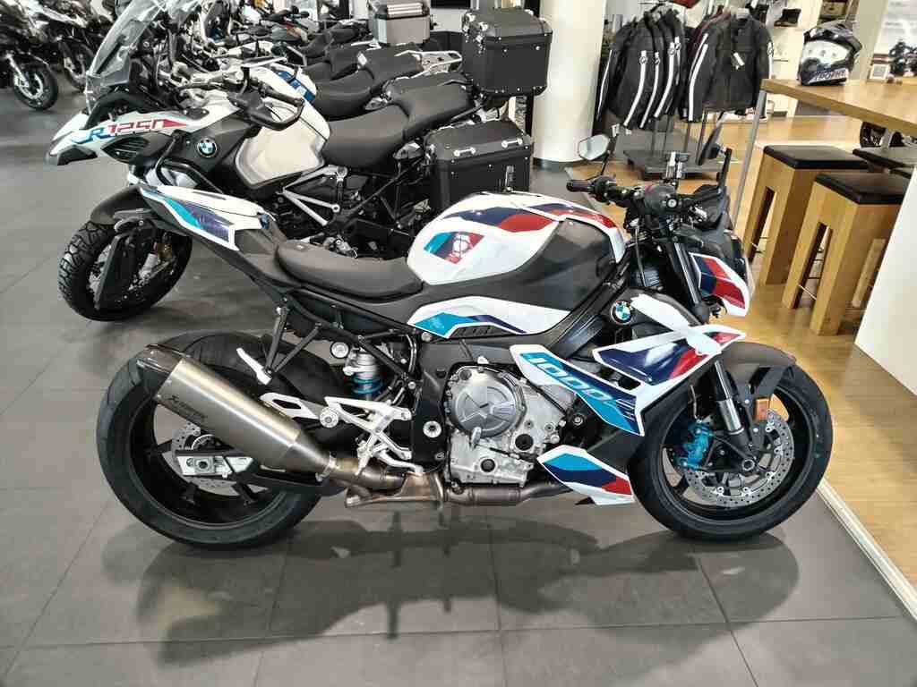 M 1000 R