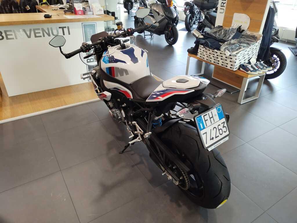 M 1000 R