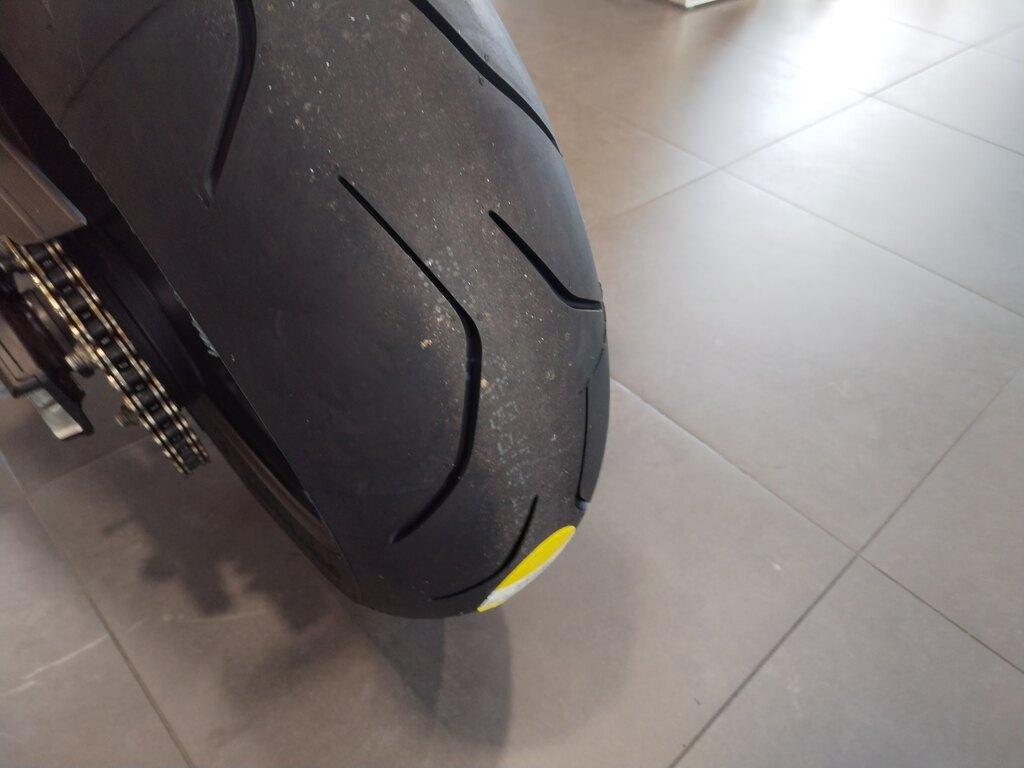M 1000 R