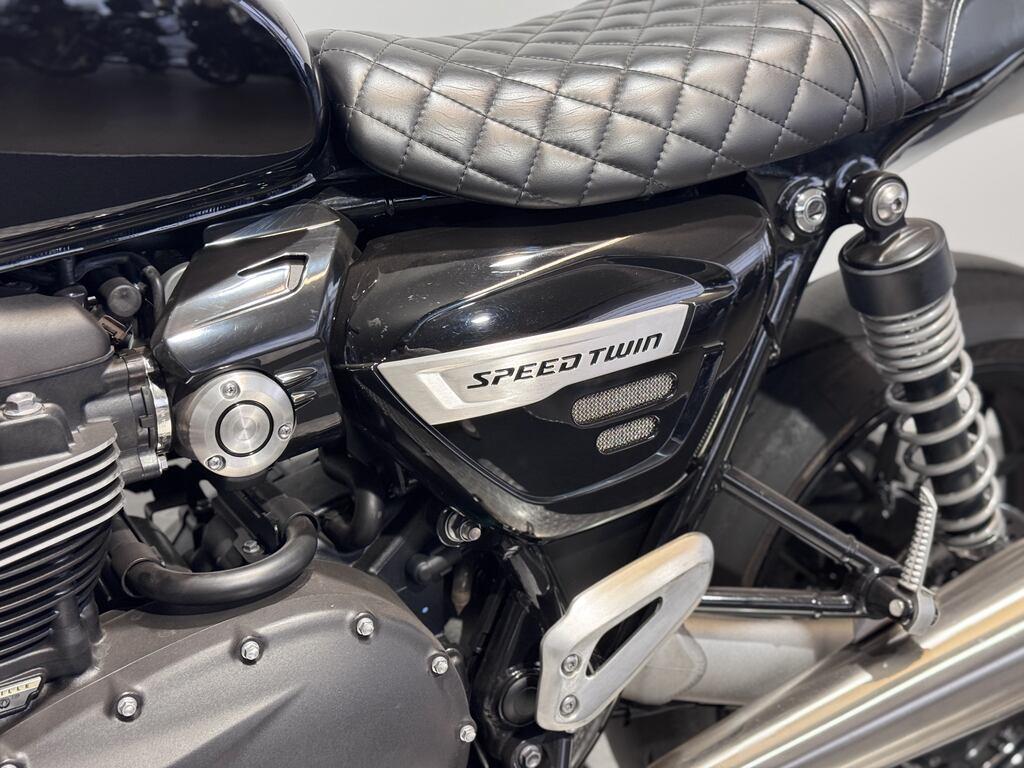 SPEED TWIN 1200