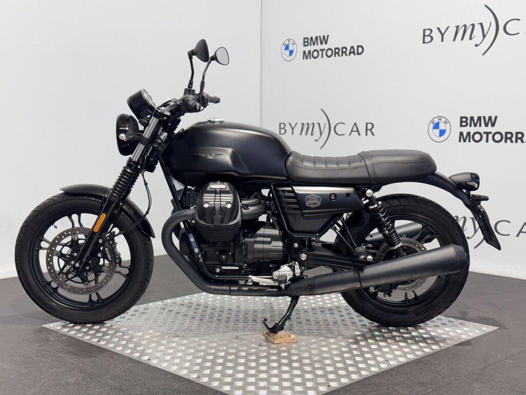 V7 III 750