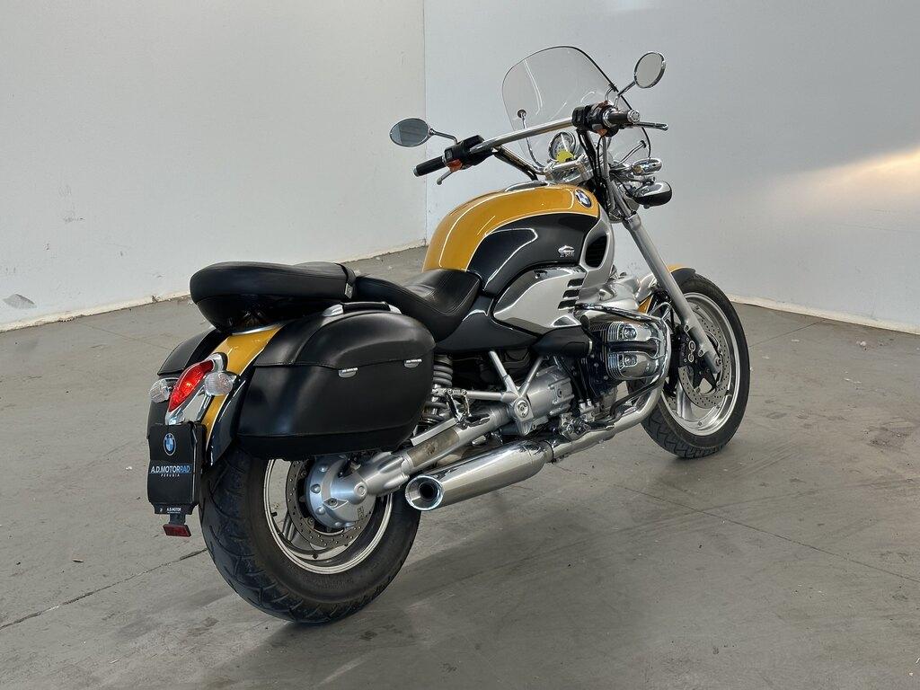 R 1200 C
