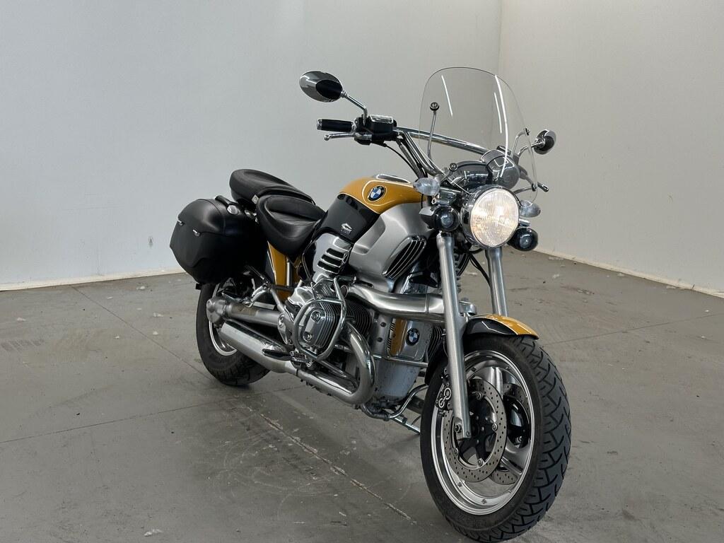 R 1200 C