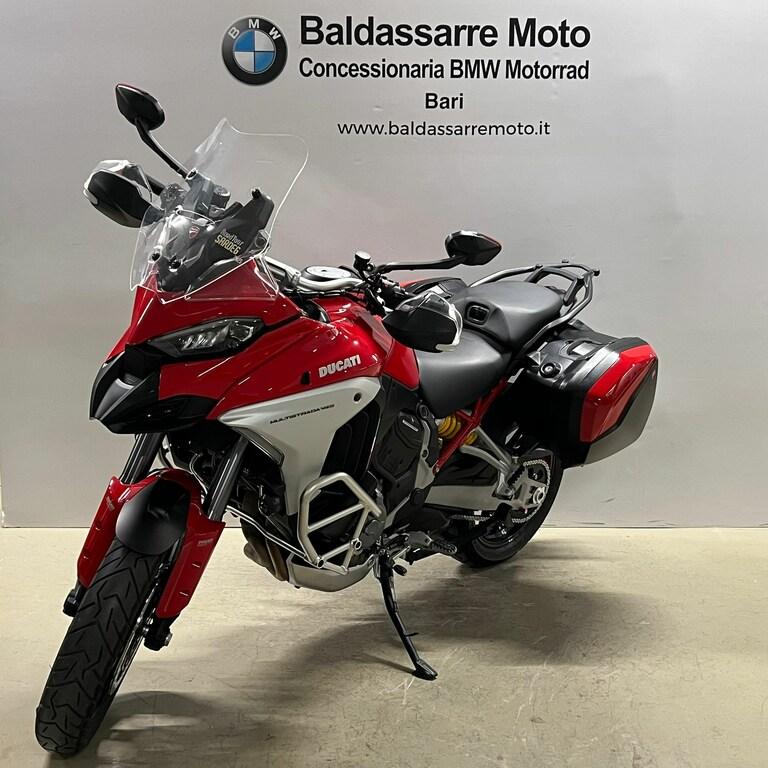 MULTISTRADA V4