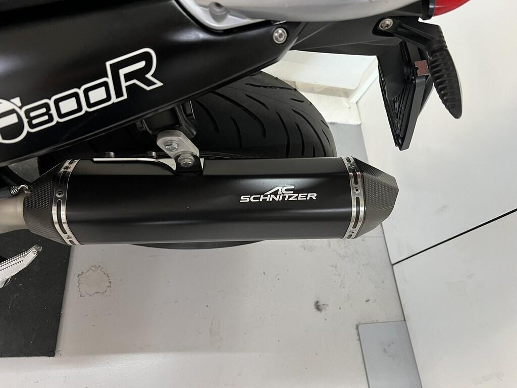 F 800 R