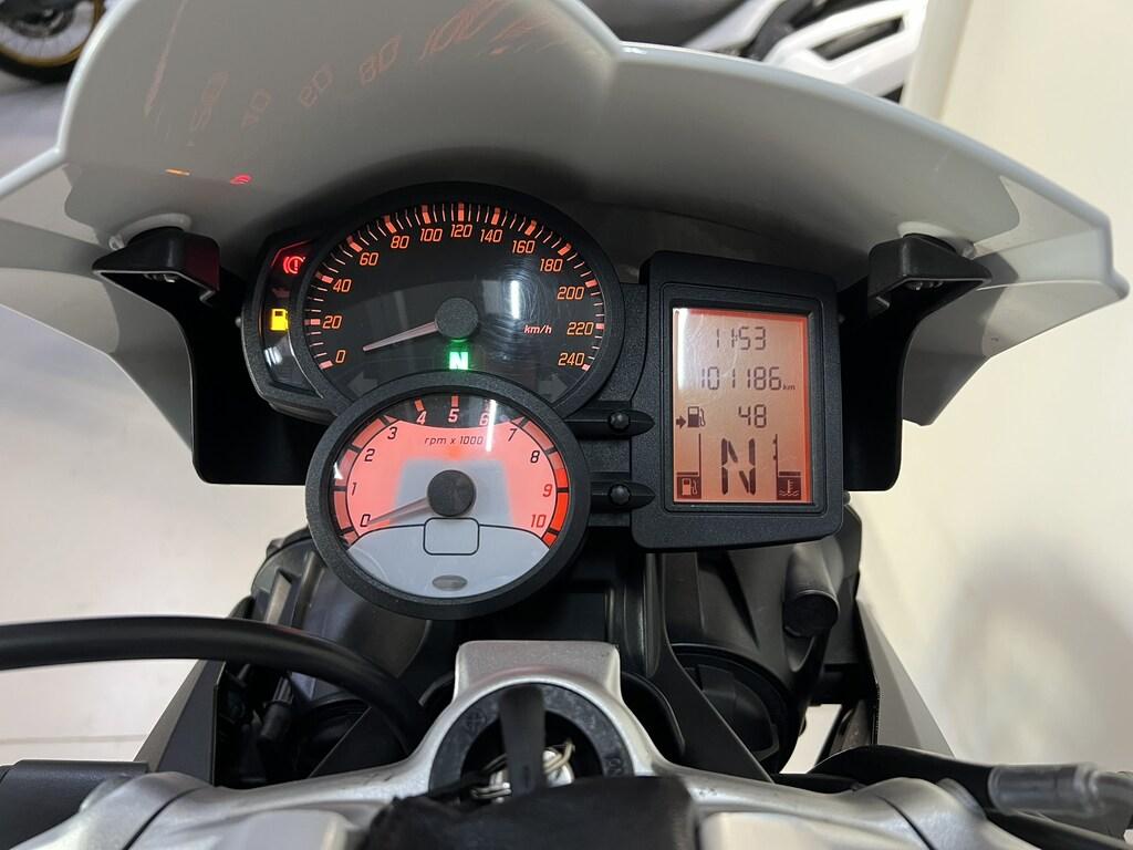 F 800 R