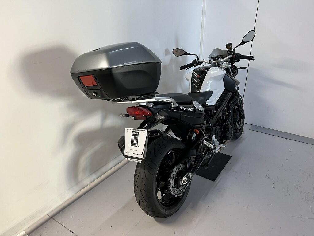 F 800 R