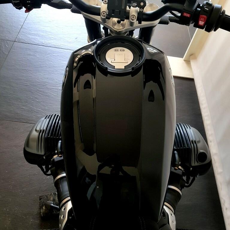 R 12