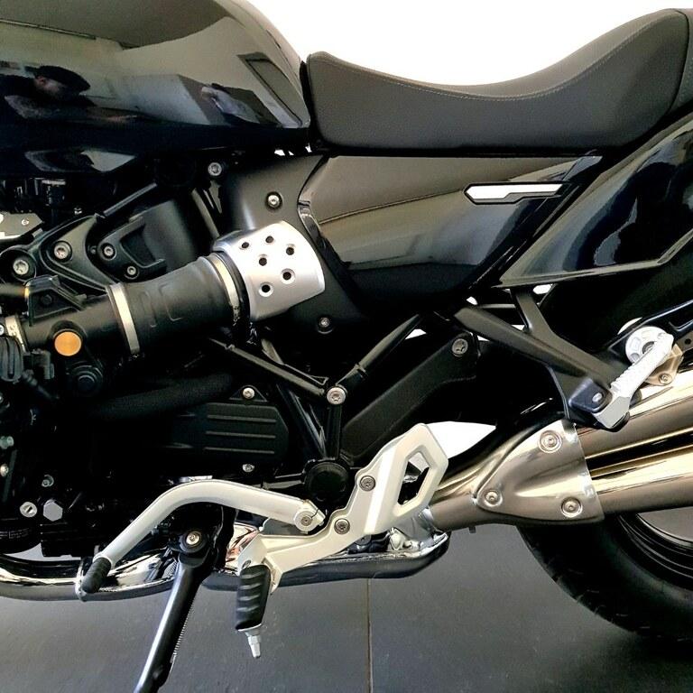 R 12