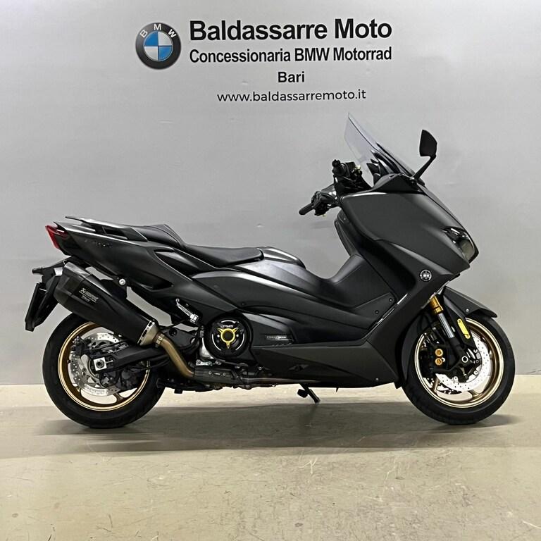 T-MAX 560