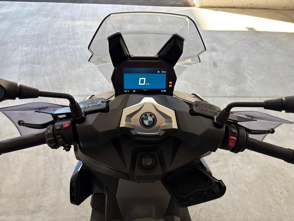 C 400 X