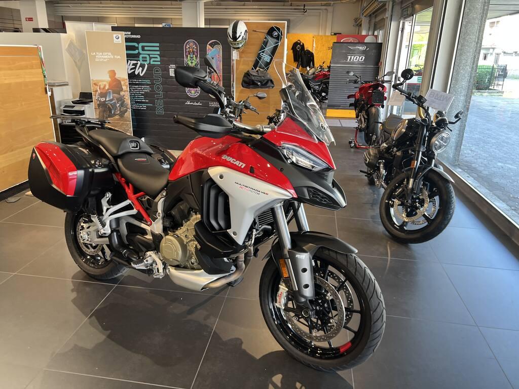 MULTISTRADA V4