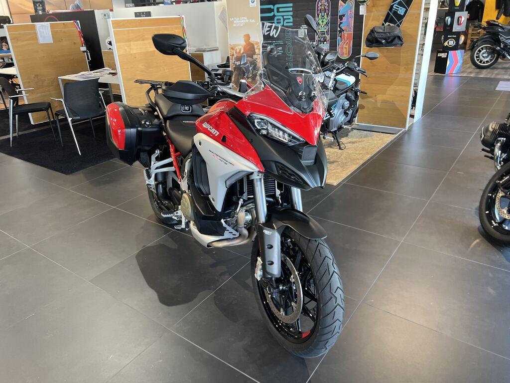 MULTISTRADA V4