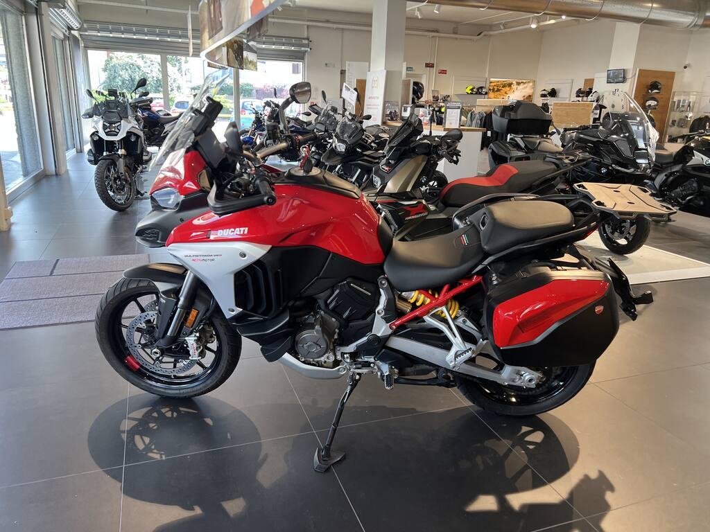 MULTISTRADA V4