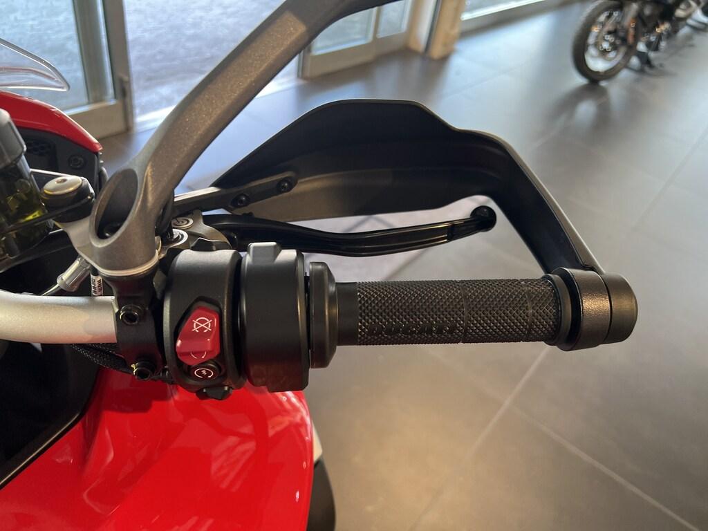 MULTISTRADA V4
