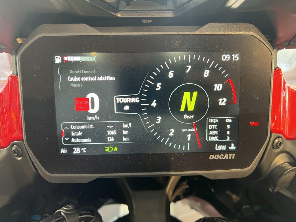 MULTISTRADA V4