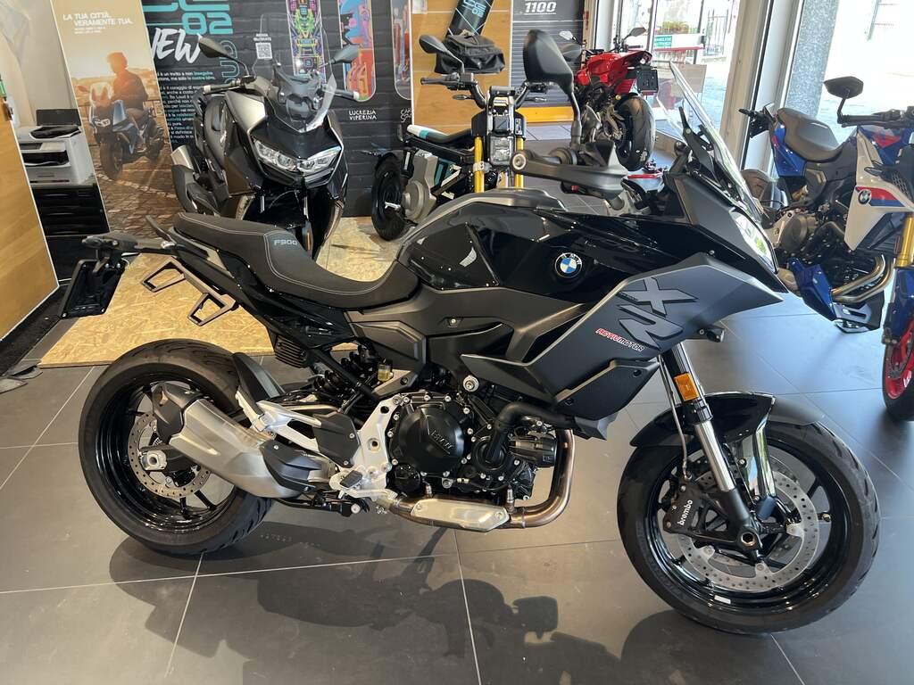 F 900 XR