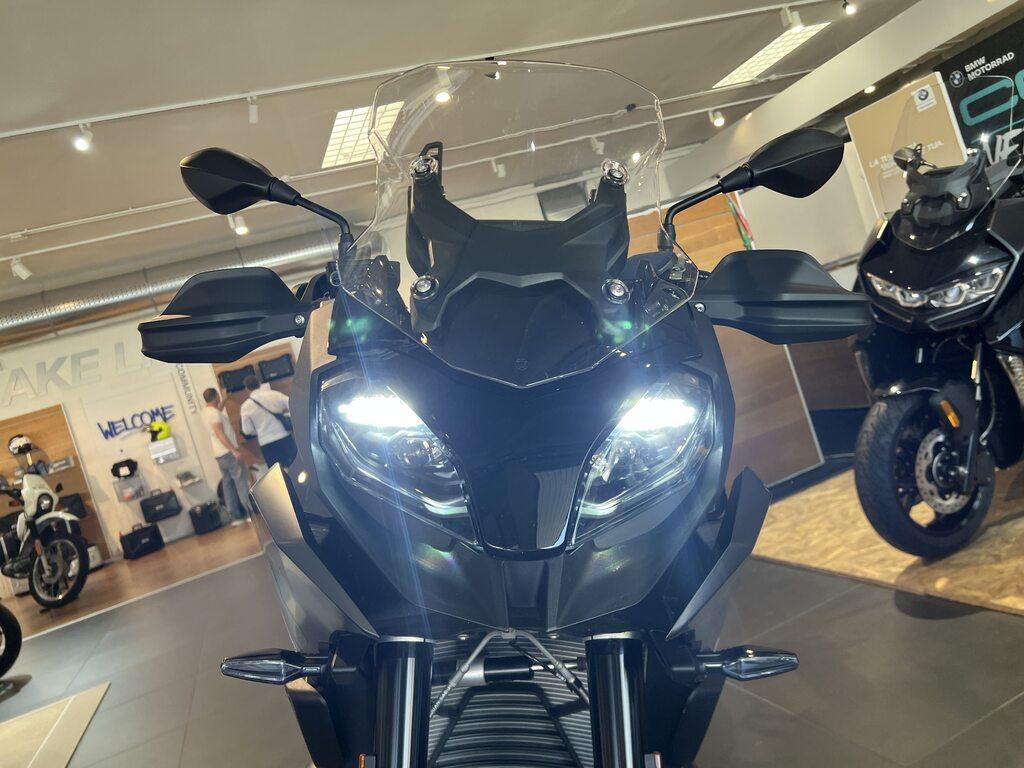 F 900 XR