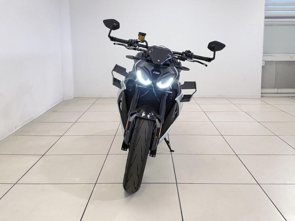 M 1000 R
