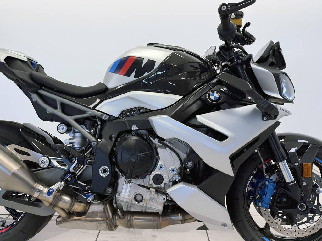 M 1000 R