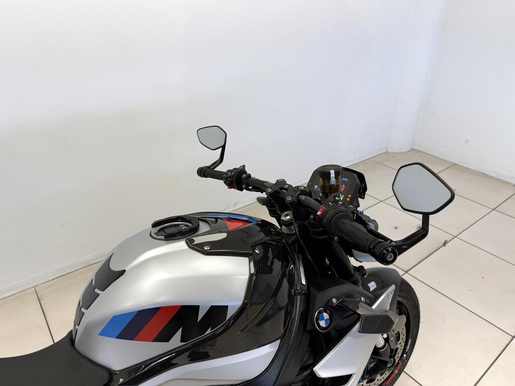 M 1000 R