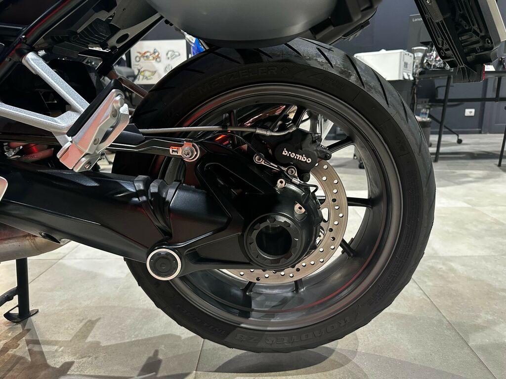 R 1250 R
