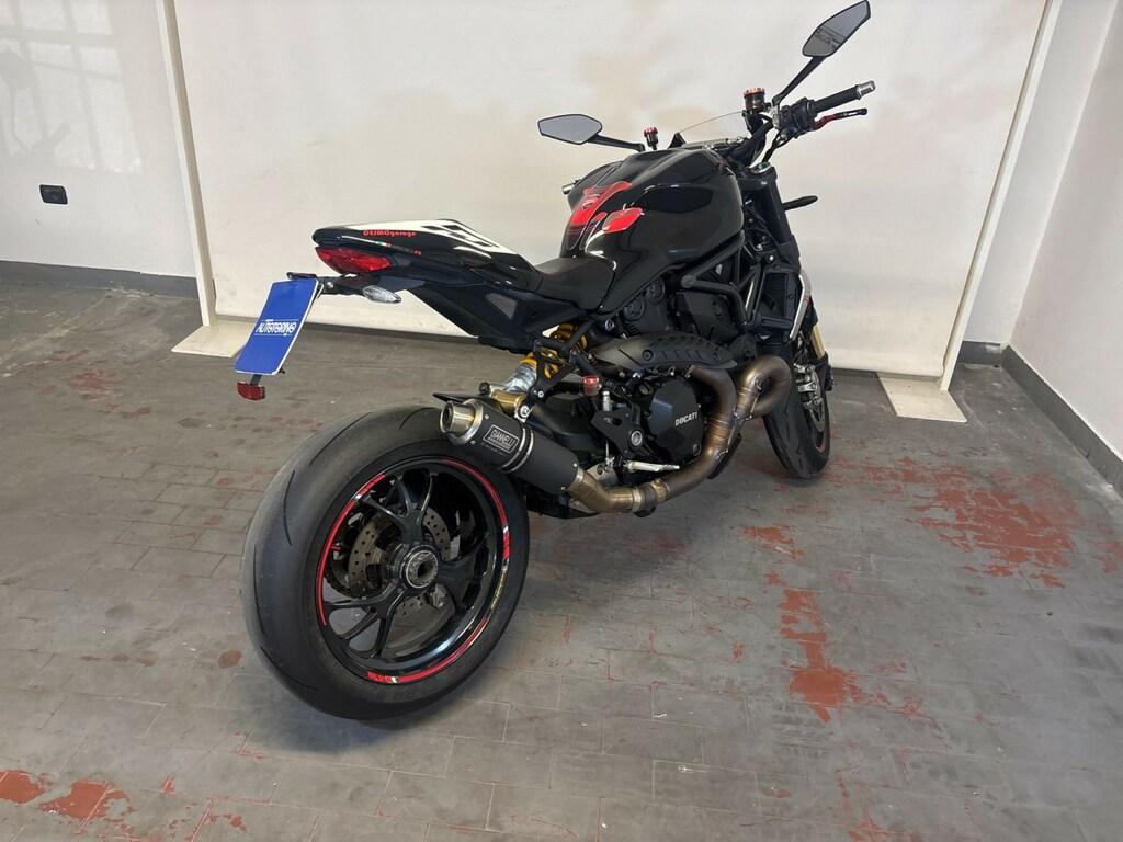 MONSTER 1200