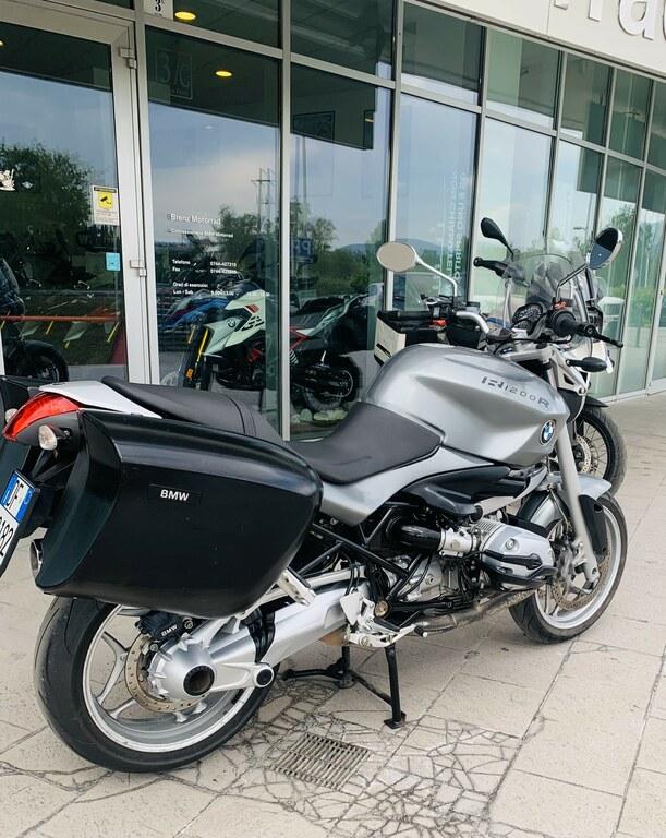 R 1200 R