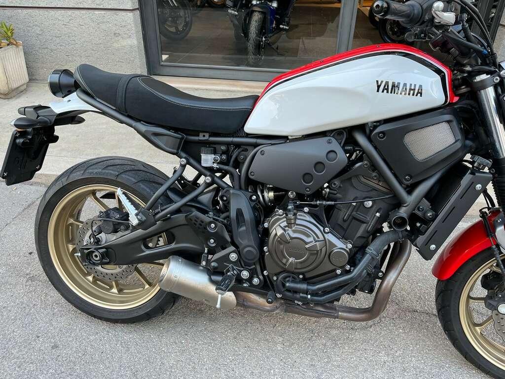 XSR 700