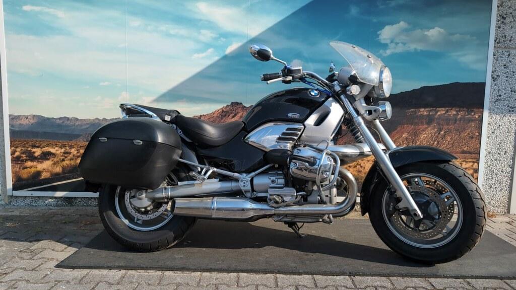 R 1200 C