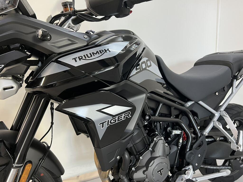 TIGER 900
