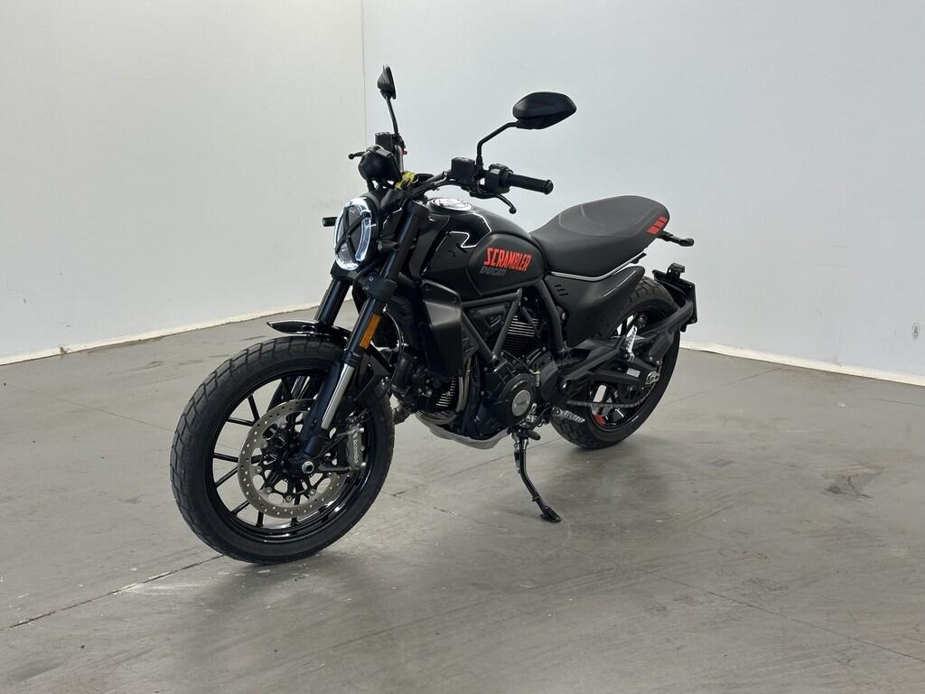 SCRAMBLER 800