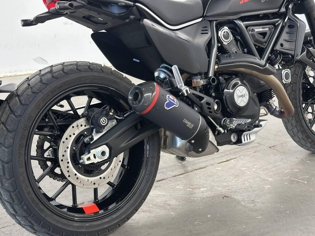 SCRAMBLER 800