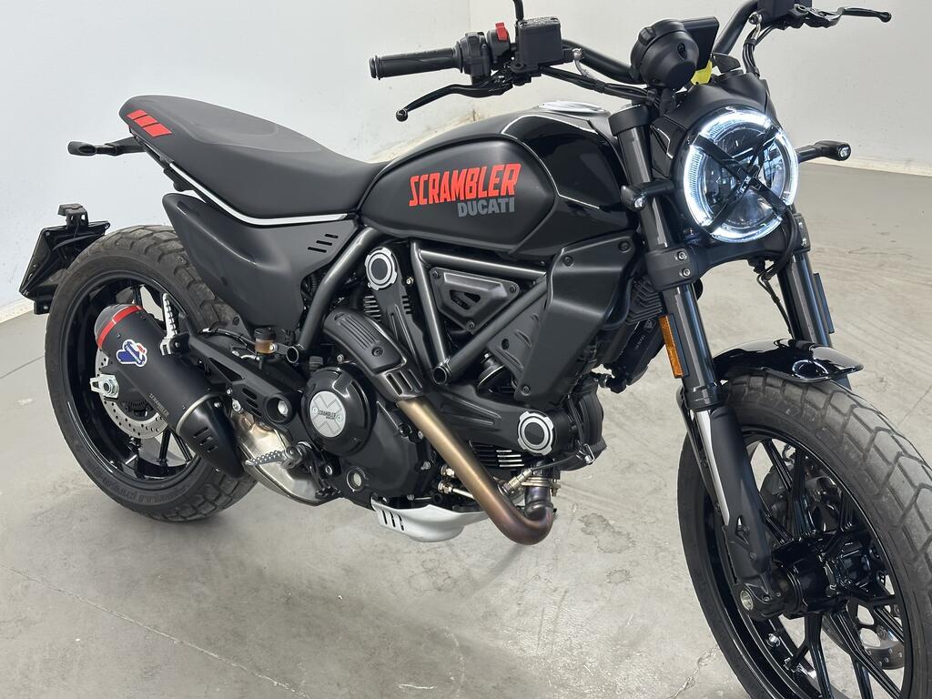 SCRAMBLER 800