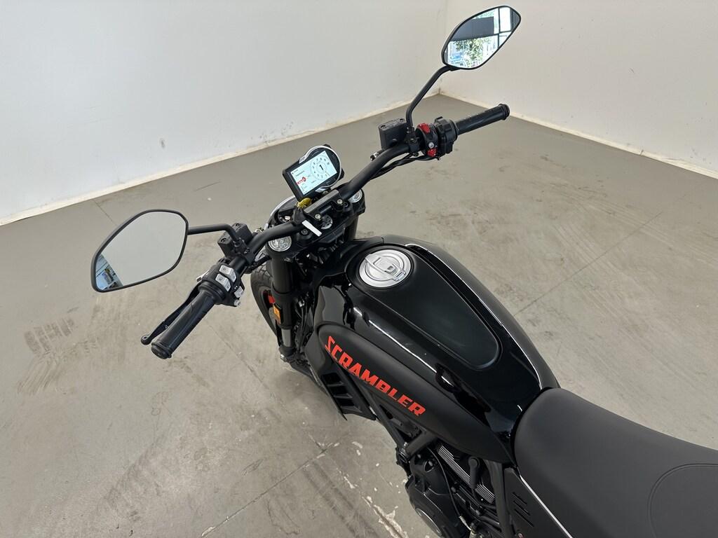 SCRAMBLER 800