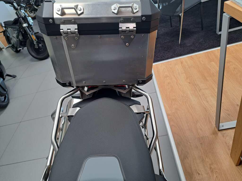 F 900 GS