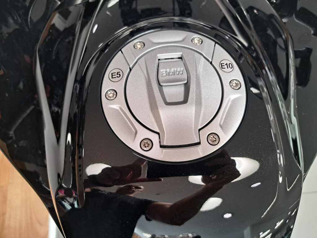 F 900 GS
