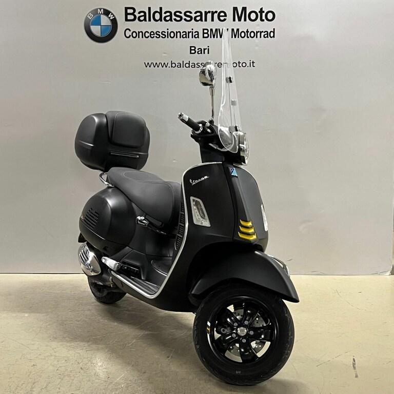 VESPA GTS 300