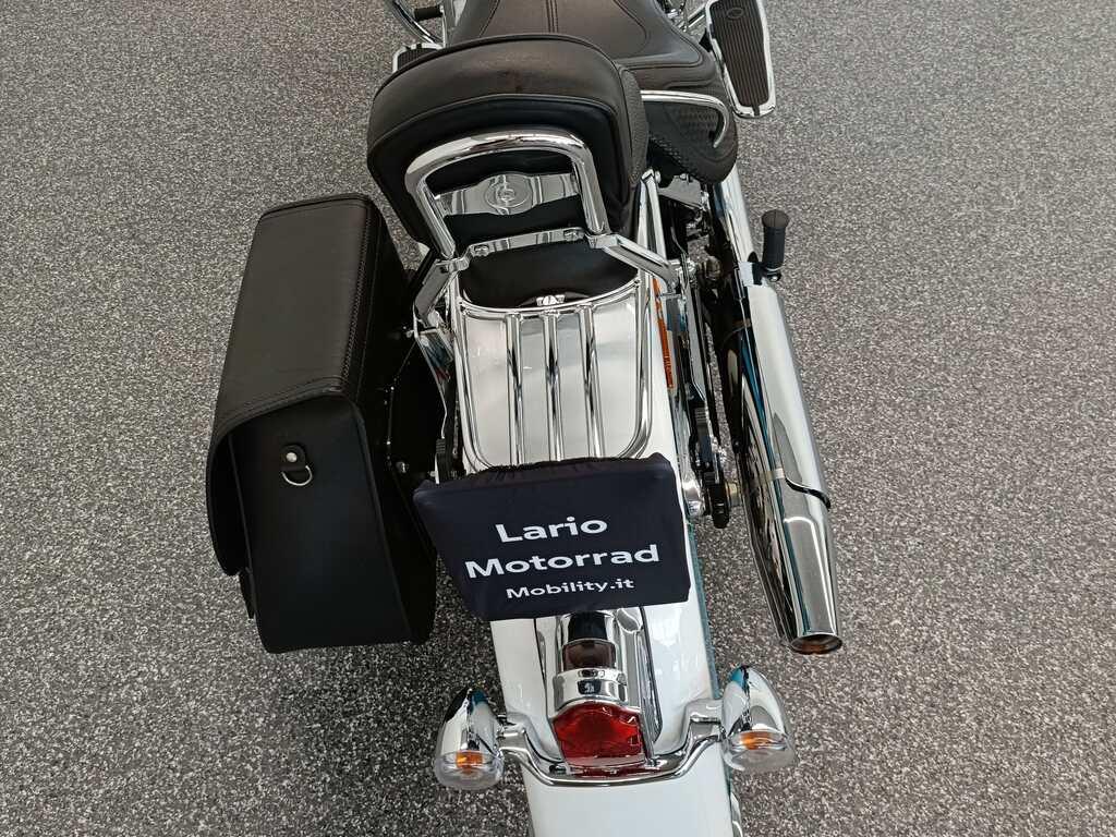 SOFTAIL 1690 DELUXE