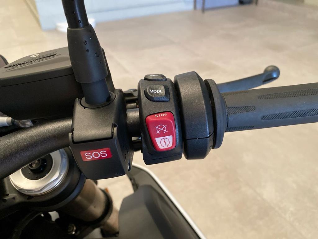 S 1000 R