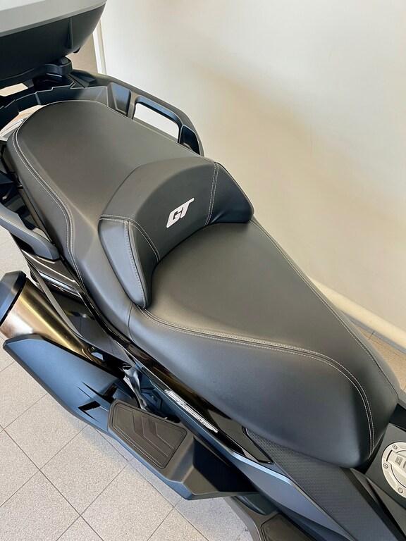 C 400 GT