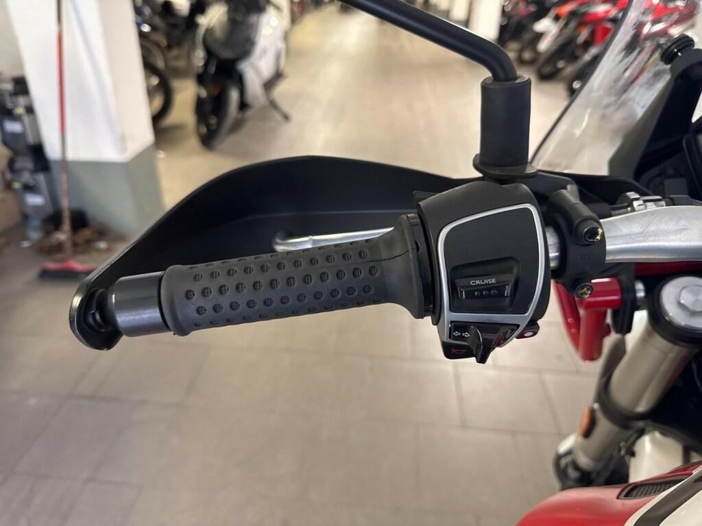 V85 TT
