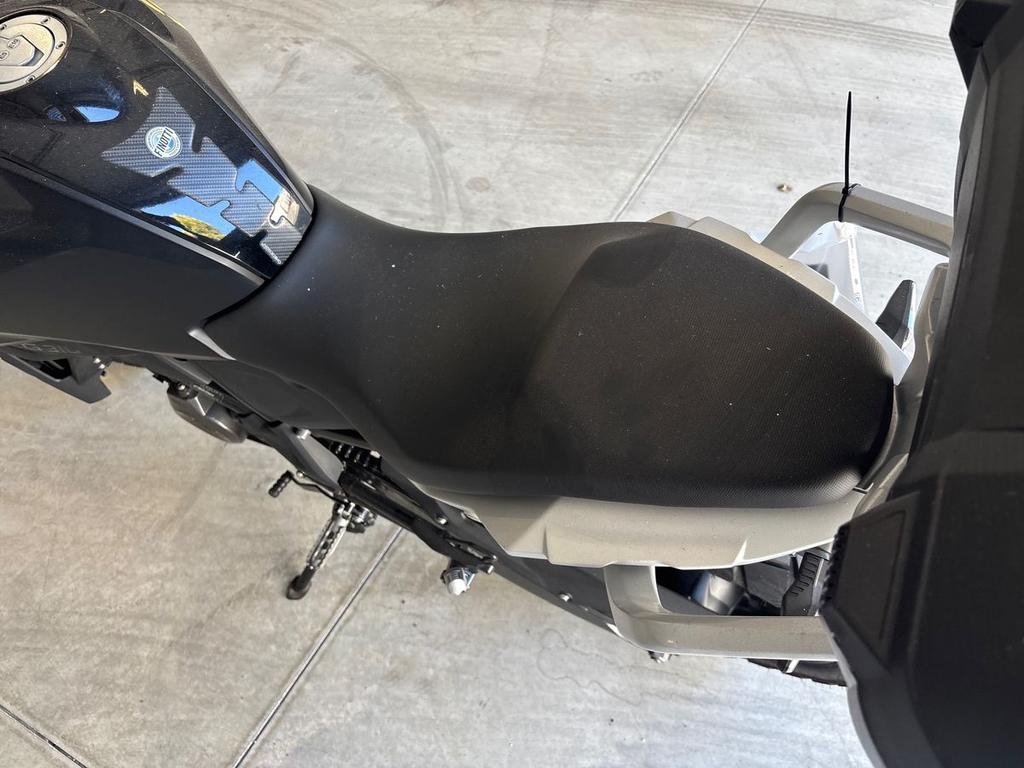G 310 GS