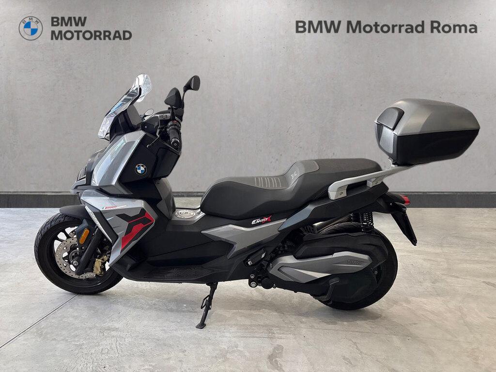 C 400 X