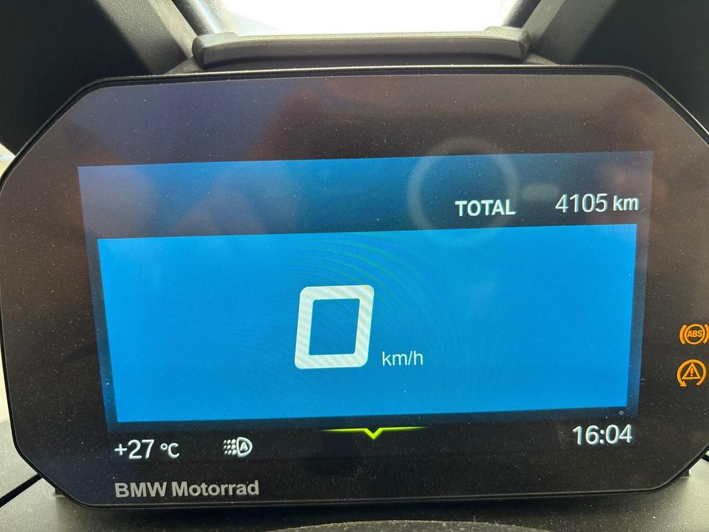 C 400 X