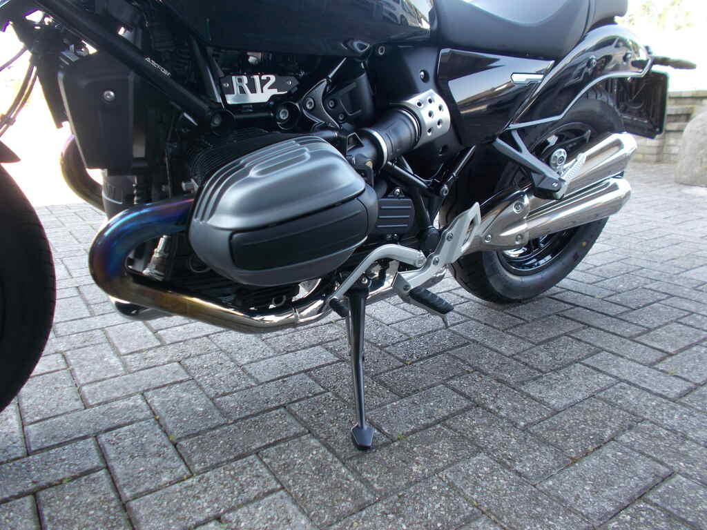 R 12