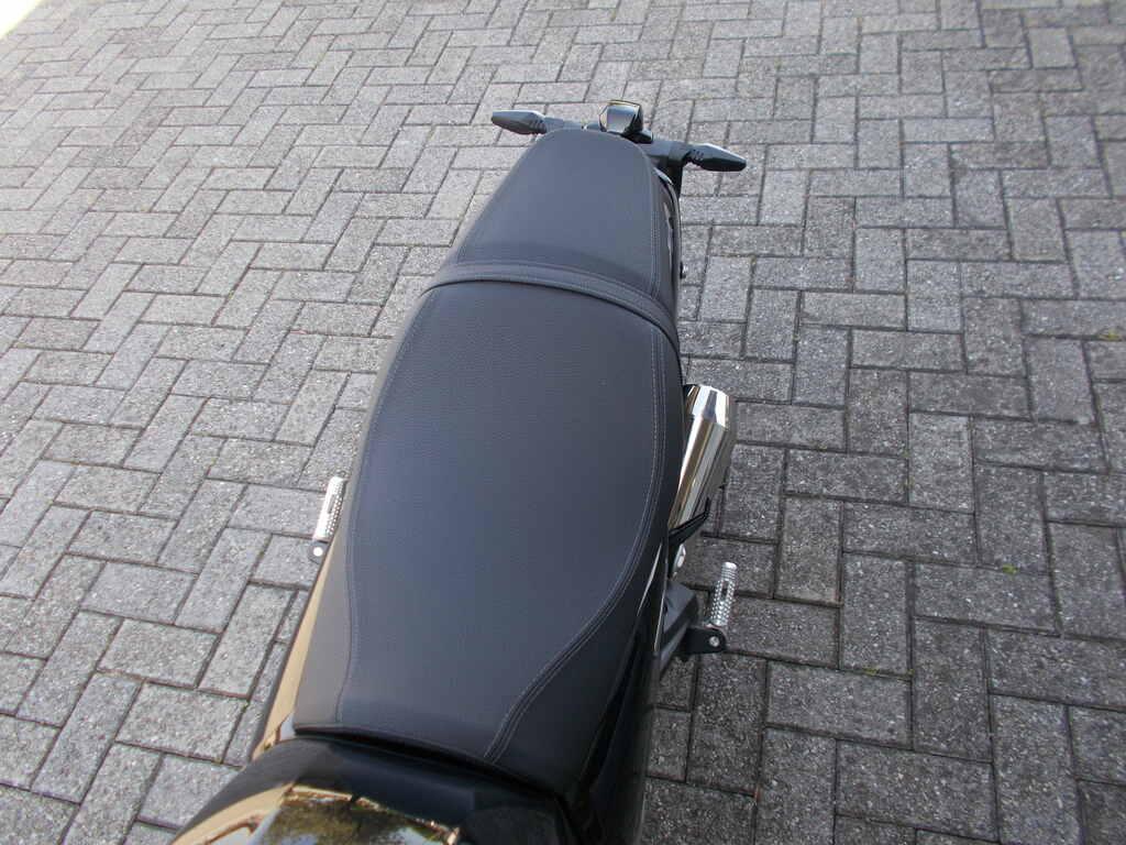 R 12